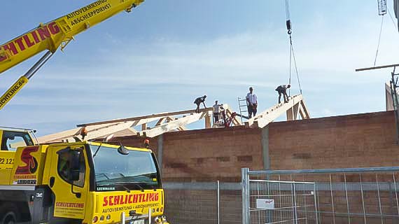 Lagerhalle mit Bürotrakt in Seeg